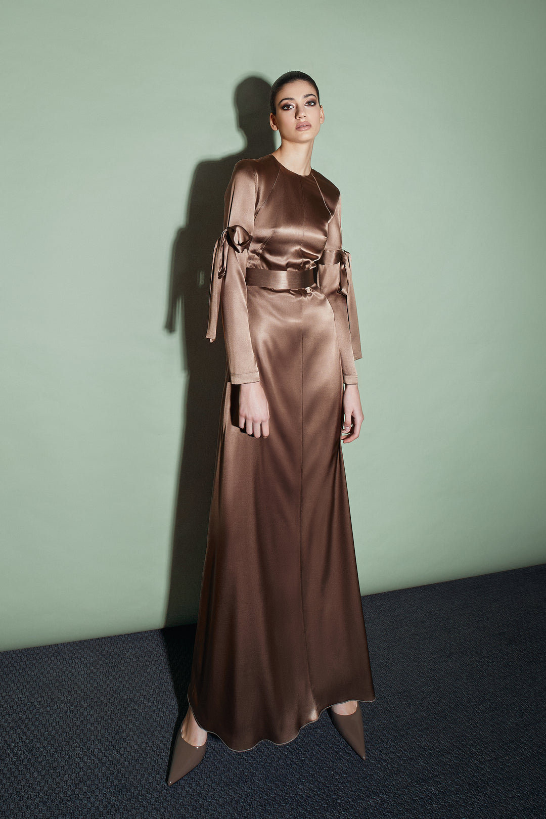 Abito in seta satin , linea tunica
